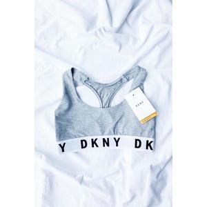 DKNY Cozy braletka - šedá Velikost: L obraz