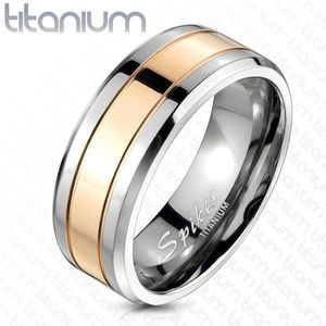 Titanový prsten s pásem růžovozlaté barvy, 8 mm - Velikost: 62 obraz