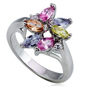 Lesklý kovový prsten - květ, barevné slzičkové a kulaté zirkony - Velikost: 49 obraz