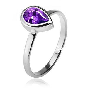 Prsten s fialovým slzičkovitým kamínkem v objímce, stříbro 925 - Velikost: 49 obraz