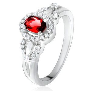 Prsten s červeným oválným kamenem, drobné čiré zirkonky, stříbro 925 - Velikost: 49 obraz