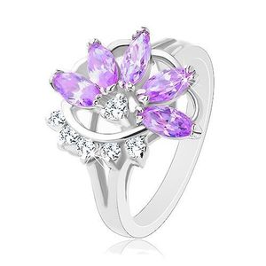 Lesklý prsten stříbrné barvy, fialový zirkonový květ, čiré zirkonky - Velikost: 48 obraz