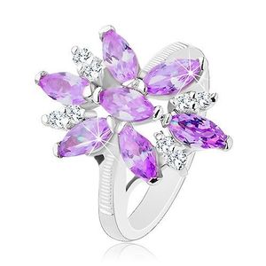 Prsten ve stříbrné barvě, velký květ z fialových a čirých zirkonů - Velikost: 48 obraz