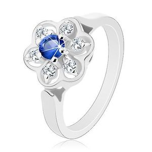 Prsten ve stříbrném odstínu, čirý kvítek s tmavě modrým zirkonem - Velikost: 50 obraz
