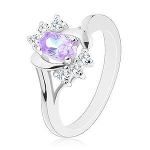 Prsten ve stříbrném odstínu, světle fialový ovál, lesklé obloučky, čiré zirkonky - Velikost: 50 obraz