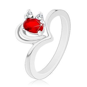 Lesklý prsten ve stříbrné barvě, obrys srdíčka, červeno-čiré zirkonky - Velikost: 50 obraz