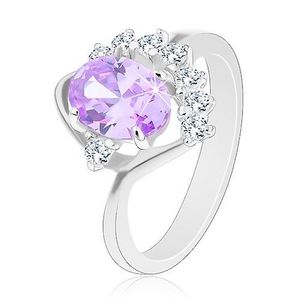 Prsten s oválným zirkonem ve světle fialovém odstínu, třpytivý čirý oblouček - Velikost: 62 obraz