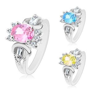 Prsten ve stříbrném odstínu, broušený barevný ovál, kulaté a obdélníkové čiré zirkonky - Velikost: 50, Barva: Růžová obraz