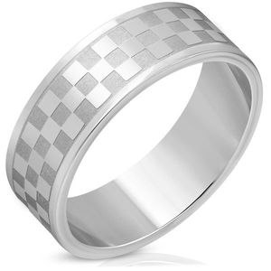 Ocelový prsten ve stříbrném odstínu - matné a lesklé čtverce, 8 mm - Velikost: 55 obraz