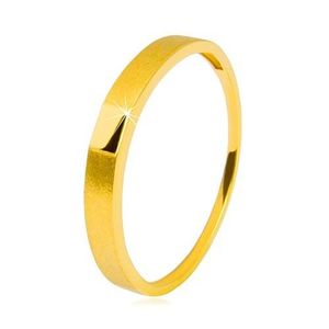 Zlatý prsten 585 - lesklý hladký obdélník, ramena se saténovým povrchem, 2, 5 mm - Velikost: 49 obraz