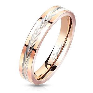 Prsten z oceli s pásem stříbrné barvy - zářezy ve tvaru písmene "V", 3 mm - Velikost: 49 obraz