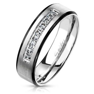 Ocelový prsten s matným povrchem - ozdobený třpytivými zirkony v zářezu, černé lemování, 6 mm - Velikost: 49 obraz