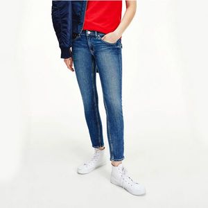 Tommy Jeans dámské džíny SOPHIE obraz