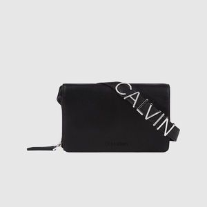 Calvin Klein dámská černá kabelka obraz