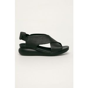 Černé dámské kožené sandály Camper obraz