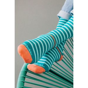 Tyrkysové proužkové ponožky Pásik odvážny obraz