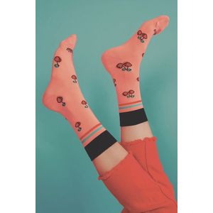 Broskvové ponožky Cherries obraz