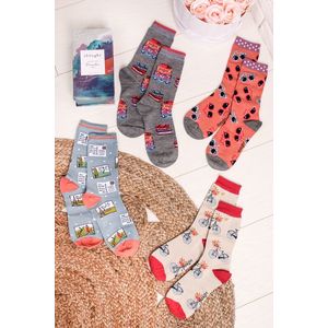 Vícebarevné ponožky v dárkové krabičce Vacanza Socks Box - čtyř balení obraz