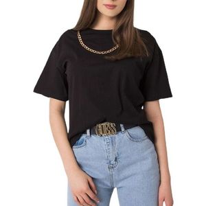 černé dámské tričko s řetízkem obraz