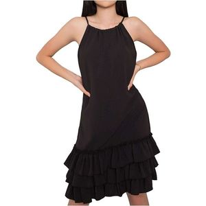 černé dámské šaty s volánky obraz