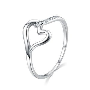 MOISS Okouzlující stříbrný prsten se zirkony Srdce R00019 49 mm obraz