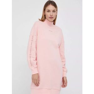 Calvin Klein dámské růžové šaty obraz