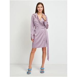 Světle fialové dámské lesklé zavinovací šaty Guess obraz