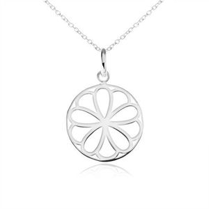 Stříbrný náhrdelník 925, kruhový přívěsek - ozdobně vyřezávaný květ obraz
