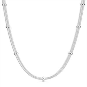 Stříbrný 952 náhrdelník - řetízky bodově pospojované hladkými korálky, lesklý povrch obraz