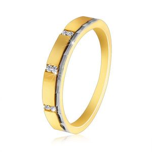 Prsten v kombinovaném 585 zlatě - svislé zářezy s osazenými zirkony, vybroušený horní lem - Velikost: 49 obraz