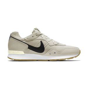 Nike Venture Runner 8 světlehnědé CK2944-011-8 obraz