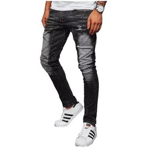 černé pánské džínové kalhoty obraz