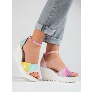 Exkluzívní vícebarevné dámské sandály na klínku obraz