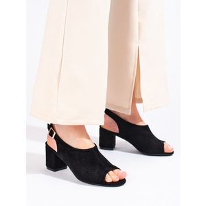 Pěkné sandály dámské černé na širokém podpatku obraz