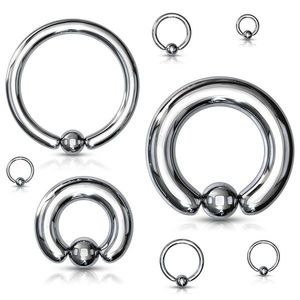 Piercing z oceli 316L - jednoduchý kroužek s kuličkou, stříbrná barva, tloušťka 4 mm - Tloušťka x průměr x velikost kuličky: 4 mm x 16 mm x 8 mm obraz