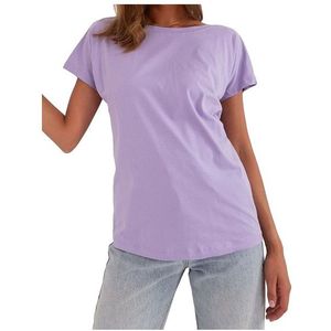 Světle fialové tričko s v výstřihem na zádech obraz