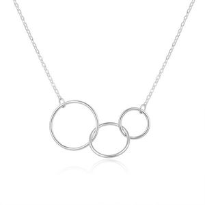 Beneto Módní stříbrný náhrdelník s kroužky AGS989/47 obraz