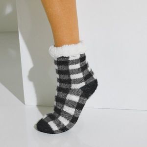 Blancheporte Bačkorové ponožky s kožešinovou imitací, kostkovaný design černá/bílá 40/41 obraz