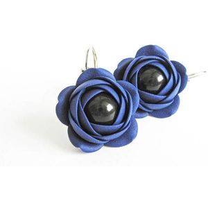 Troli Modré visací náušnice s černou perličkou Estrela kytičky obraz