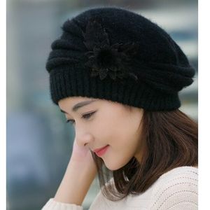 Pletená zimní čepice Barva: černá obraz