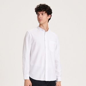 Reserved - Košile regular fit se stojáčkem - Bílá obraz