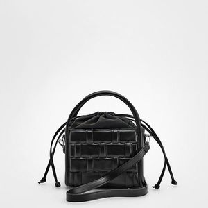 Reserved - Stahovací pytlová kabelka - Černý obraz