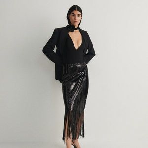 Reserved - Flitrová sukně s třásněmi - Černý obraz