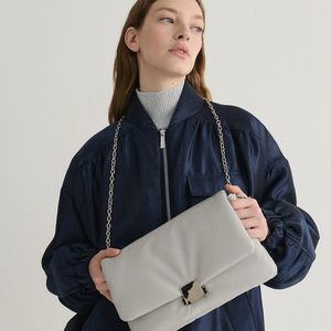 Reserved - Měkká kabelka z napodobeniny kůže - Světle šedá obraz