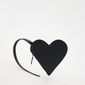 Reserved - Peněženka ve tvaru srdce - Černý obraz