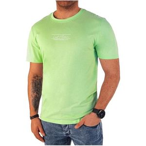 Světle zelené tričko s drobným potiskem na hrudi obraz