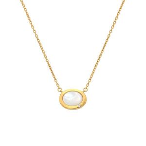 Elegantní náhrdelník s perlami obraz