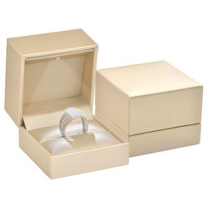 JK Box Luxusní LED osvětlená koženková krabička na prsten ZK-2/L/A20 obraz