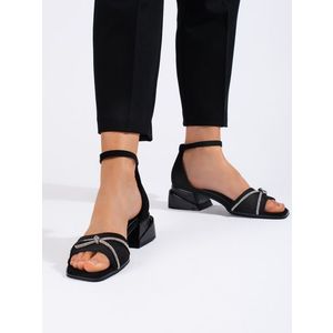 Módní černé sandály dámské na širokém podpatku obraz