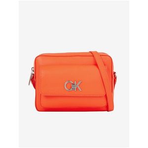 Oranžová dámská crossbody kabelka Calvin Klein Re-Lock Camera Bag obraz